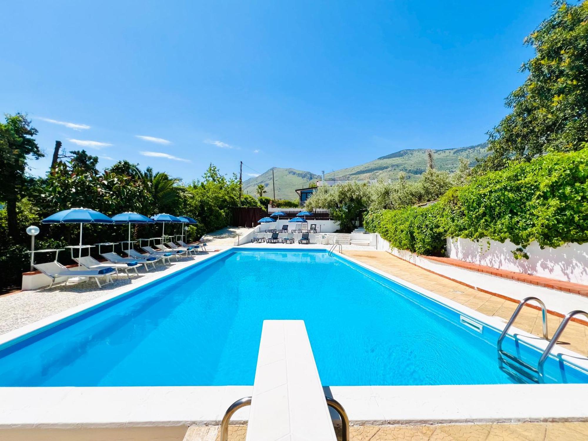 Villa Giada Карини Экстерьер фото